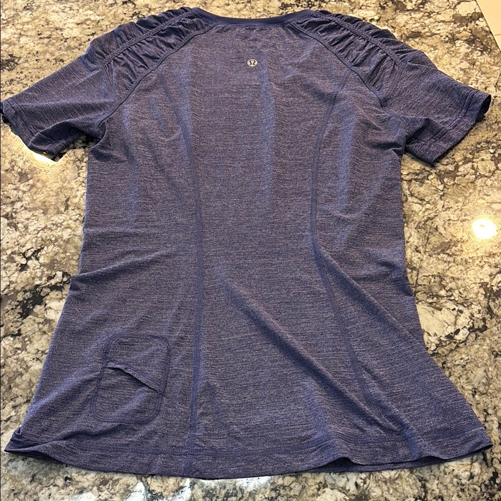 Lululemon  Athletica Short Sleeve Top Medium Blue Purple Activewear